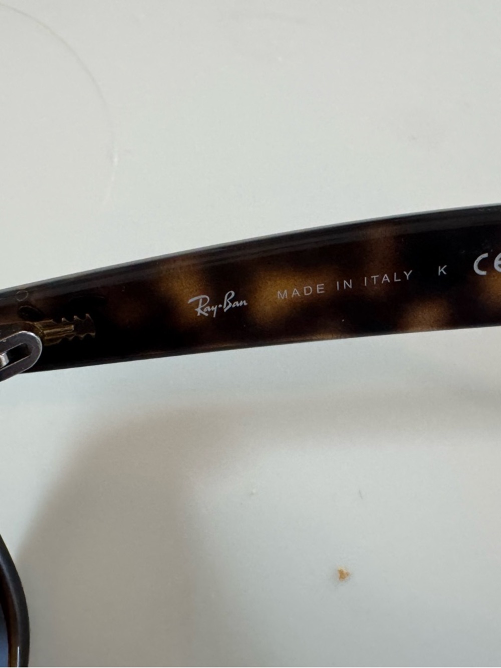 Ray-Ban New Wayfarer Sunglasses RB2132 Tortoise Brown 58mm – Made in Italy - Picture 5 of 7